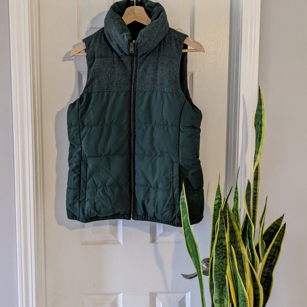 Old Navy - Green vest size S